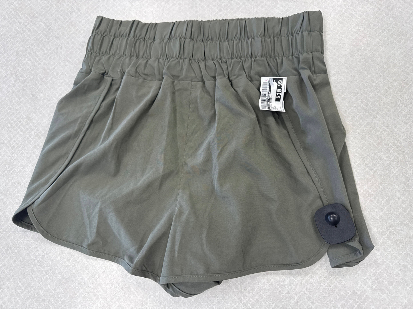 Athletic Shorts By Clothes Mentor In Green, Size: L