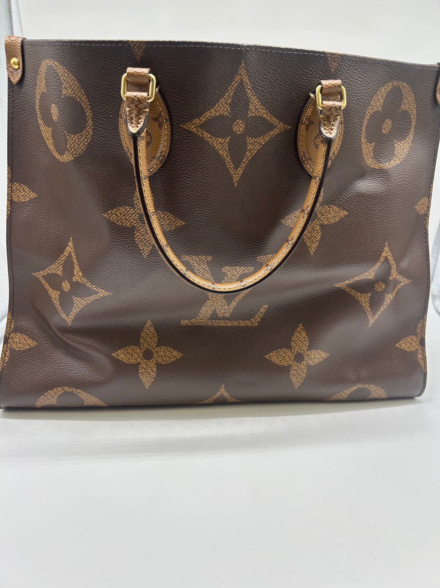 Tote Luxury Designer By Louis Vuitton, Size: Medium
