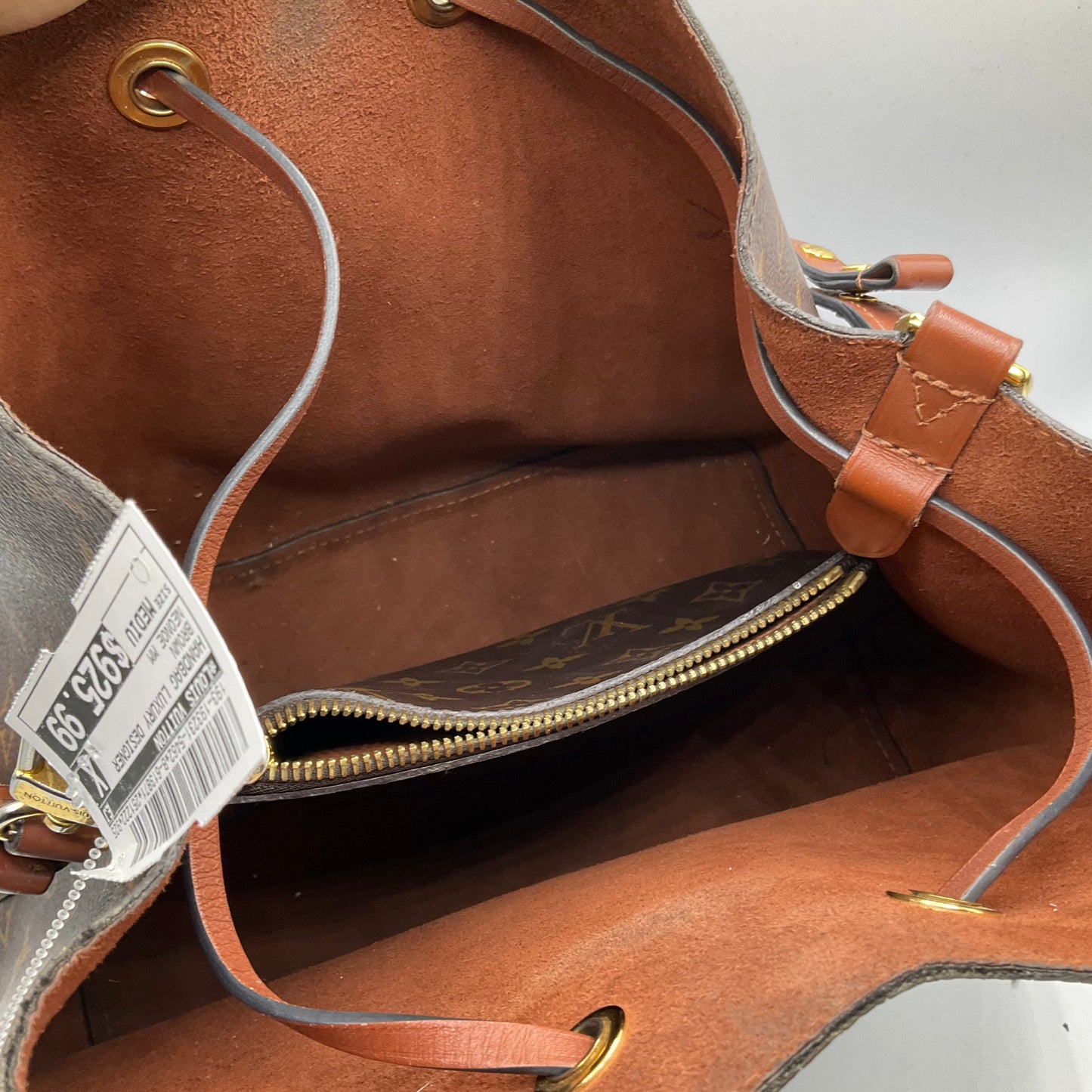 Handbag Luxury Designer By Louis Vuitton, Size: Medium