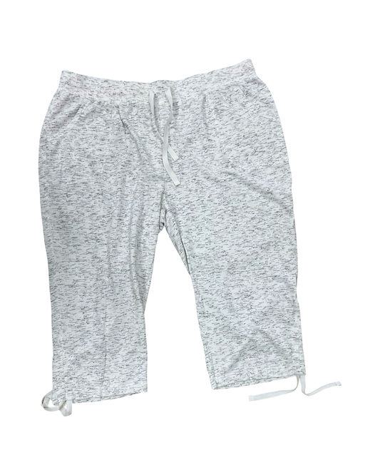 Athletic Capris By Bobbie Brooks In Cream & Grey, Size:3X