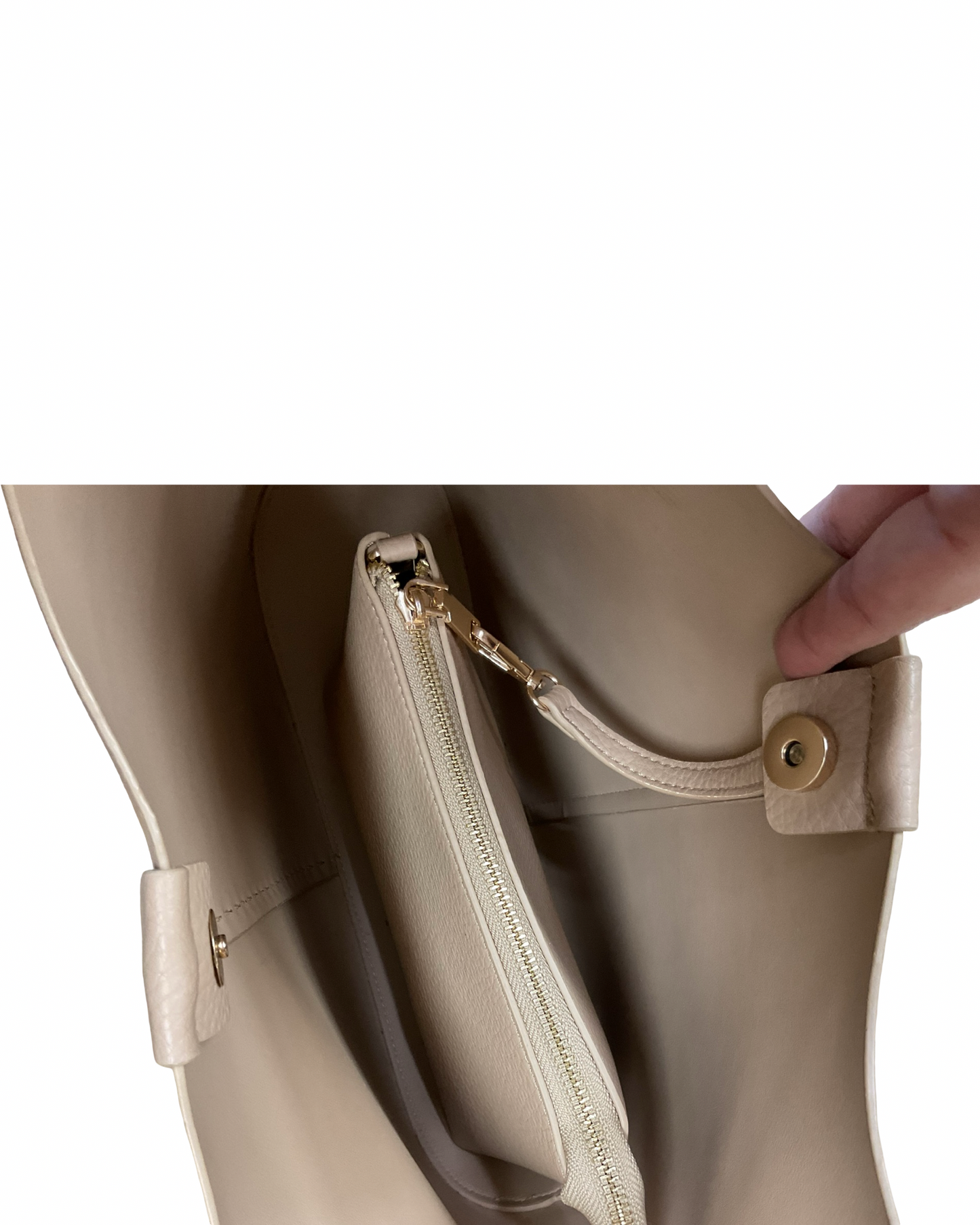 Handbag By Clothes Mentor In Tan, Size:Large