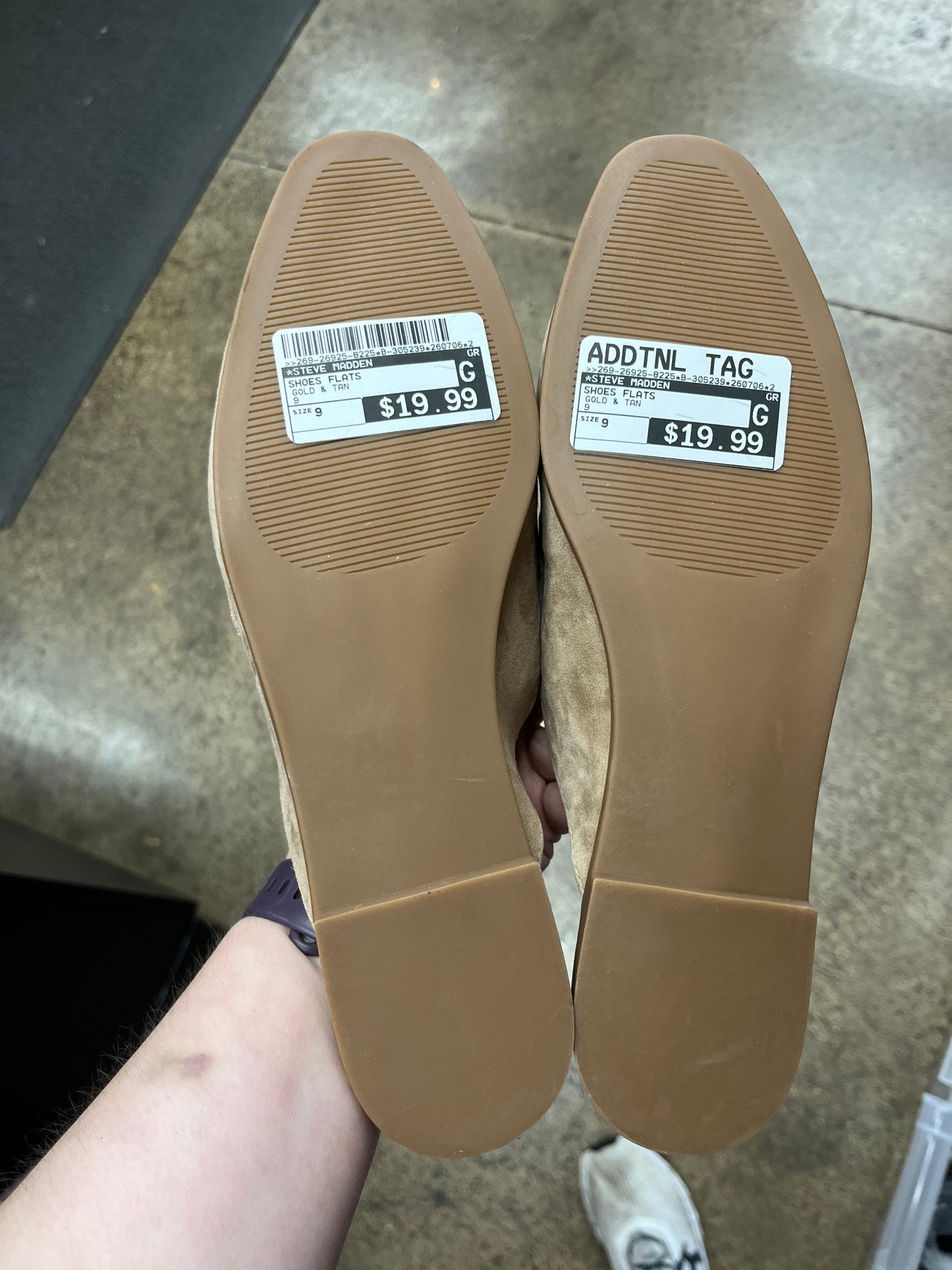 Shoes Flats By Steve Madden In Gold & Tan, Size:9