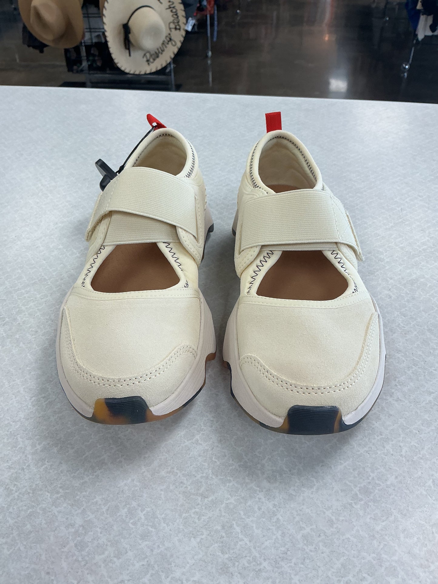 Shoes Sneakers By Sorel In Cream, Size:6