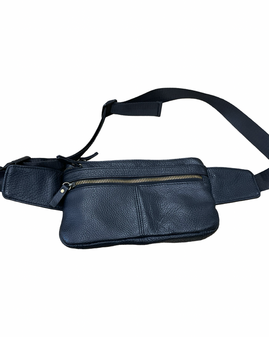 Belt Bag By Clothes Mentor In Black, Size:Small