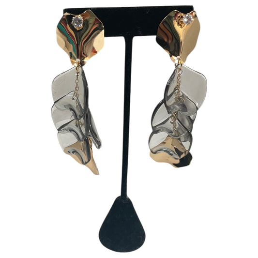 Earrings Dangle/Drop By Cme In Silver & Yellow