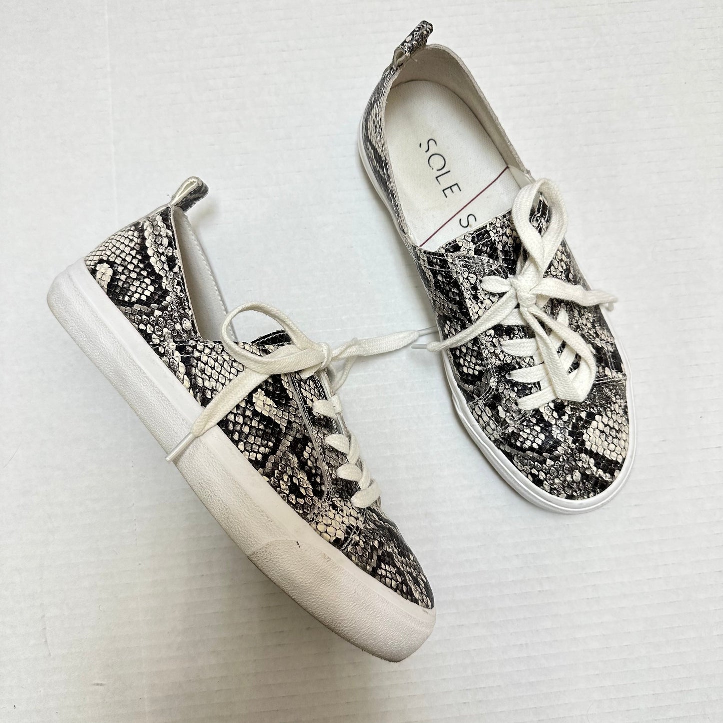 Shoes Sneakers By Sole Society In Snakeskin Print, Size:6