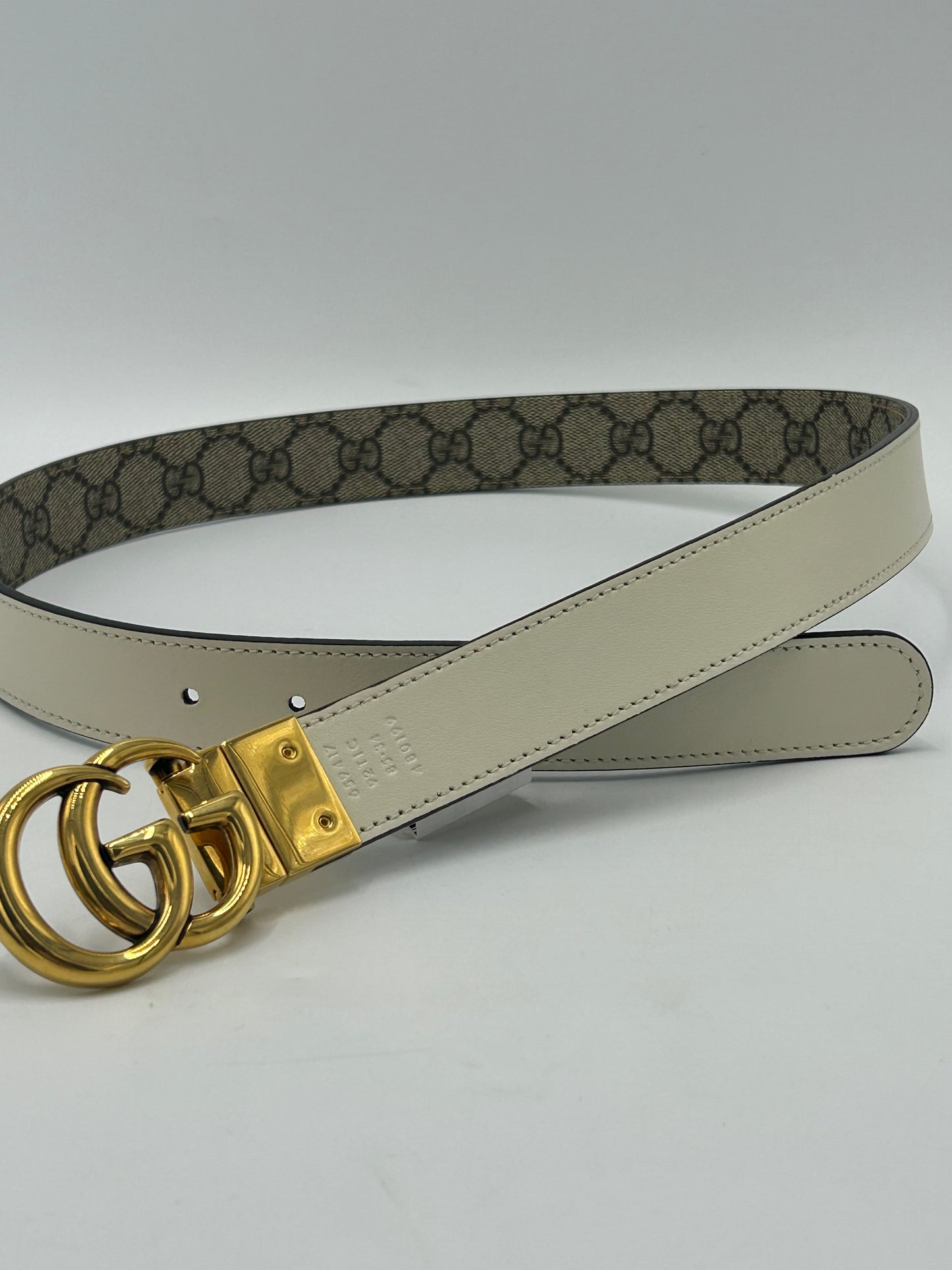 Gucci GG Marmon Reversible Belt in Size 85 / 34