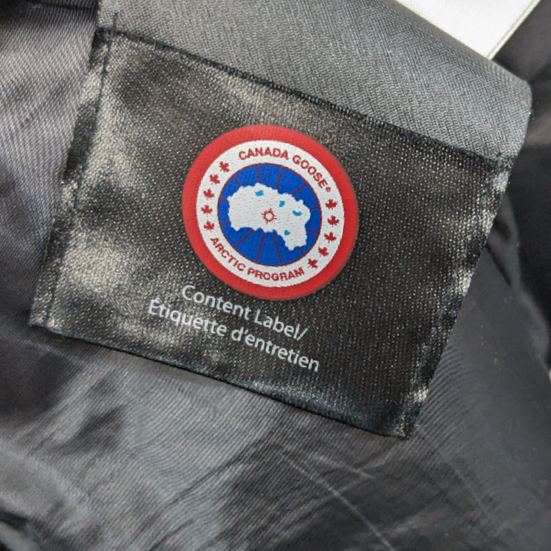 Luxury Jacket Puffer & Quilted By Canada Goose  Size: L