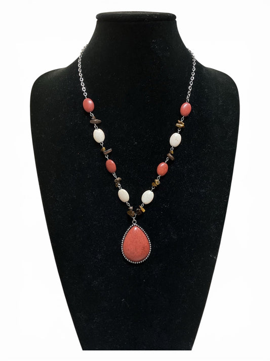 Necklace Pendant By Clothes Mentor In Brown & Cream