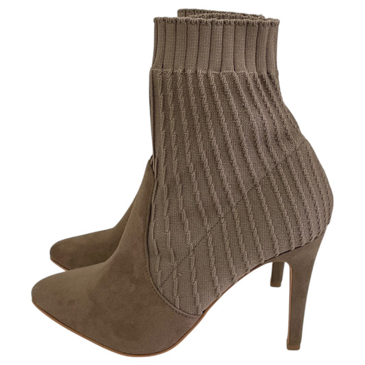 Boots Designer By Ugg In Tan, Size:7.5