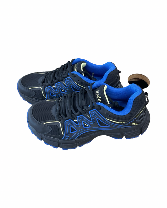 Shoes Athletic By Clothes Mentor In Black, Size:9.5