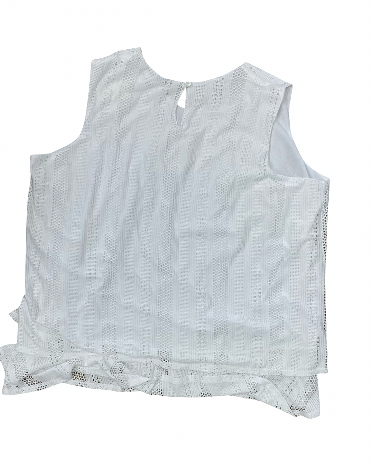 Top Sleeveless By Cj Banks In White, Size:3X