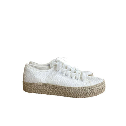 Shoes Sneakers By Serra In White, Size:8