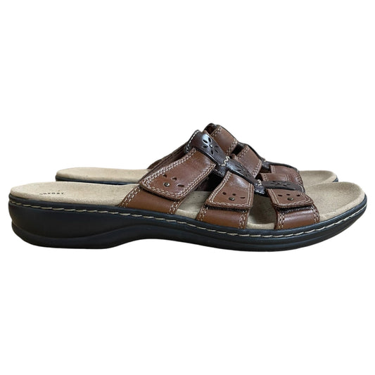 Sandals Flats By Clarks In Brown, Size:8