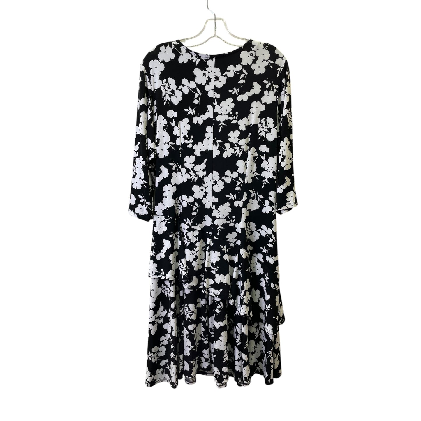 Dress Casual Short By Robbie Bee In Black & White, Size:1X