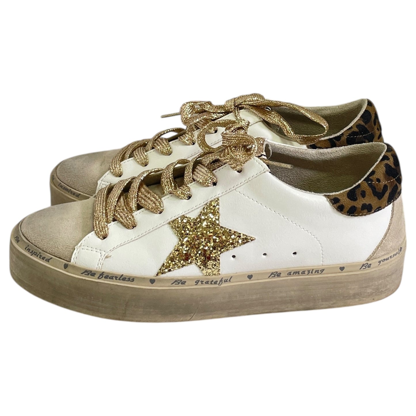 Shoes Sneakers By Shu Shop In Gold & White, Size:8