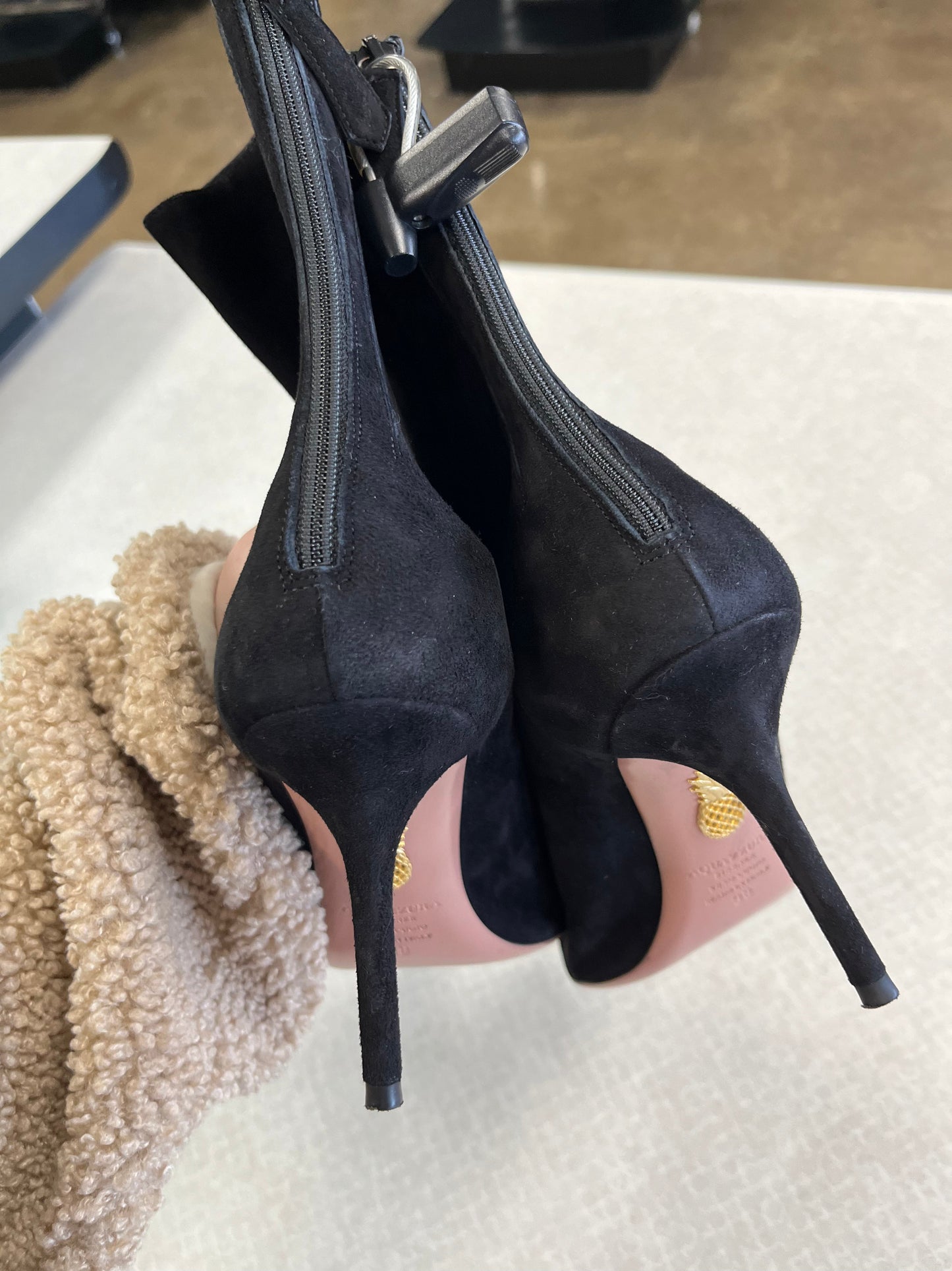 Boots Designer By Aquazzura In Black, Size:8