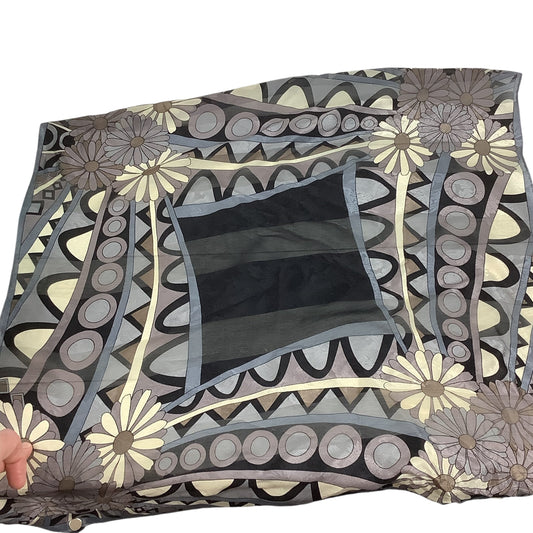 Scarf Luxury Designer By Oscar De La Renta