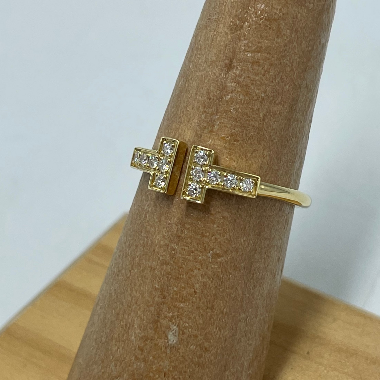 Tiffany & Company 18K Diamond T Luxury Ring, Size: 7