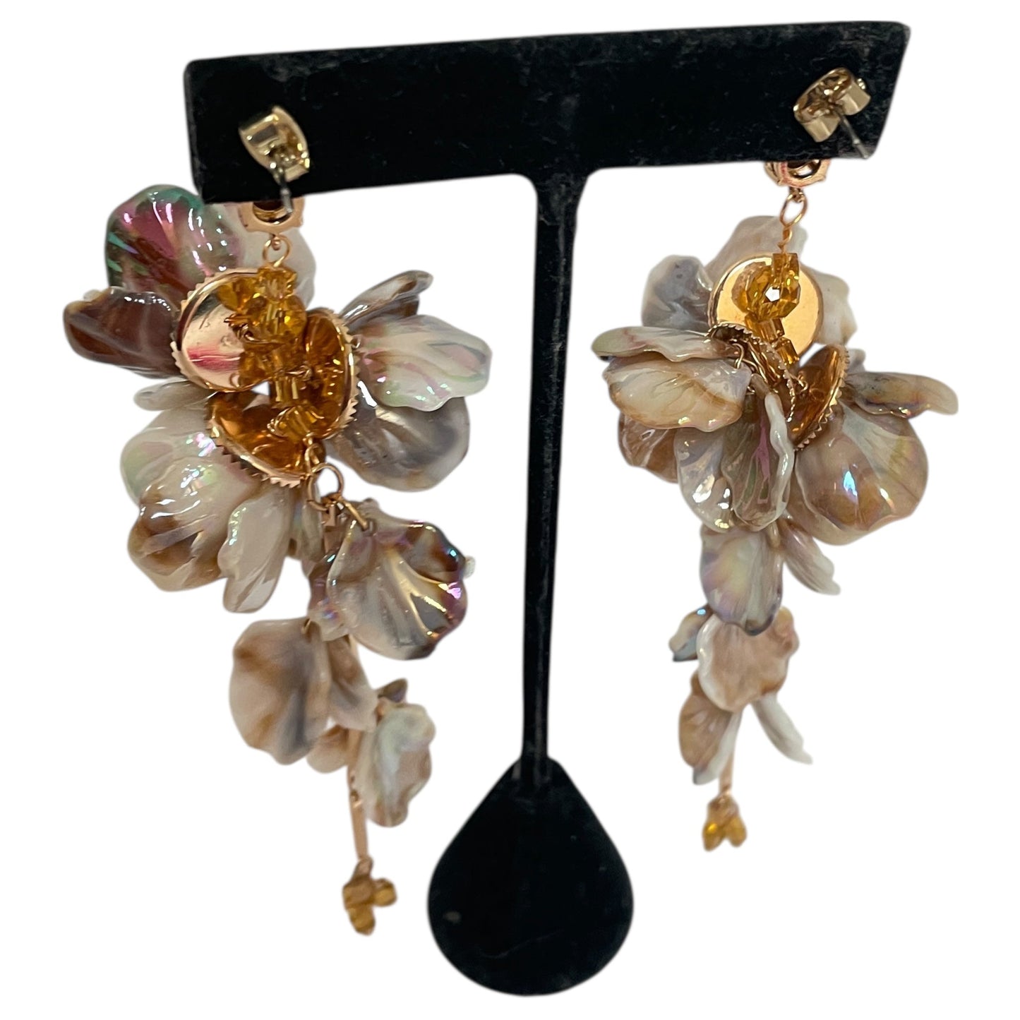 Earrings Dangle/Drop By Anthropologie In Taupe