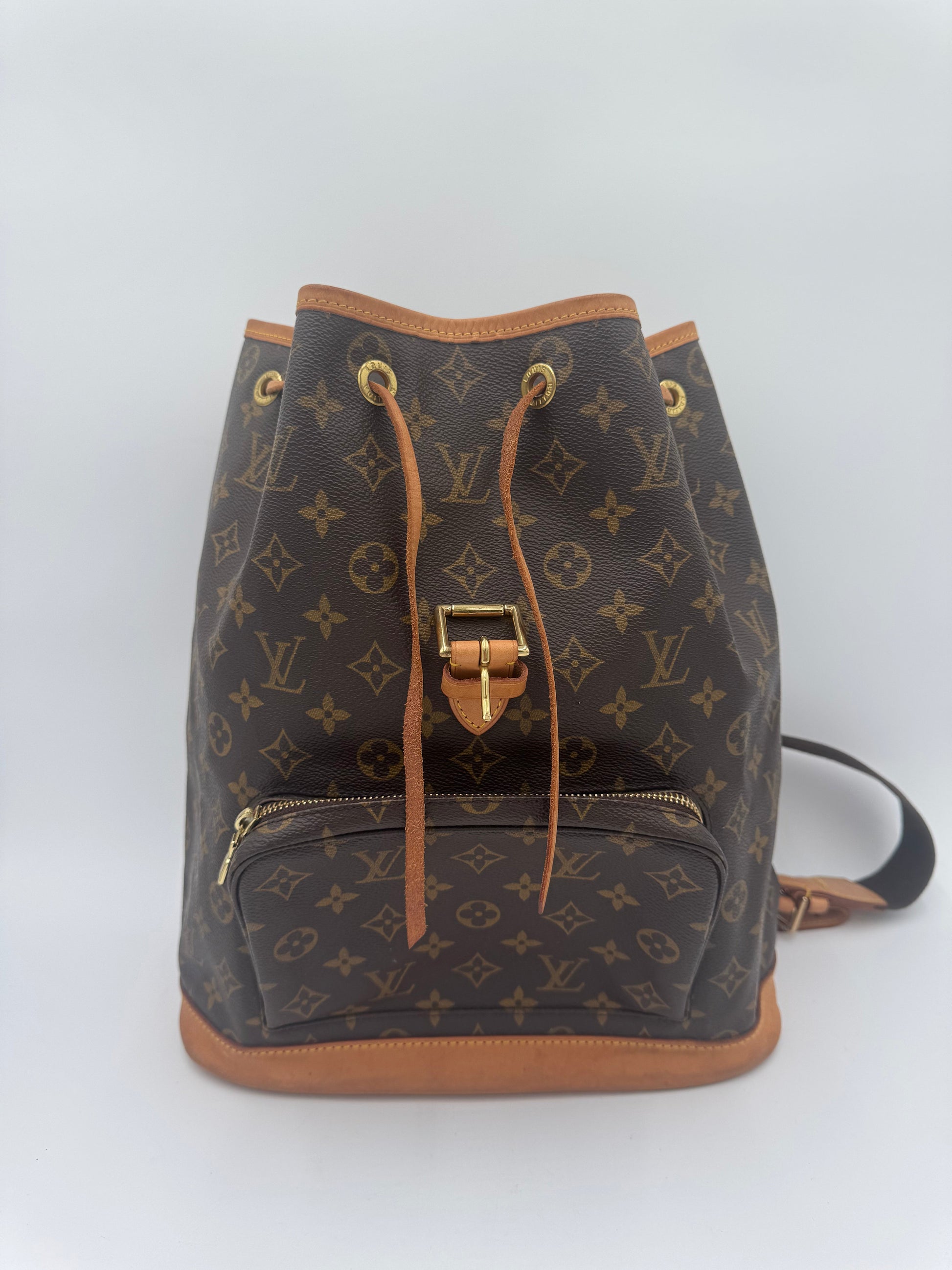 louis vuitton backpack purse medium Authentic Monogram Canvas MM Montsouris Feminine Update Of The Historic Montsouris Model Louis Vuitton Medium Backpacks for