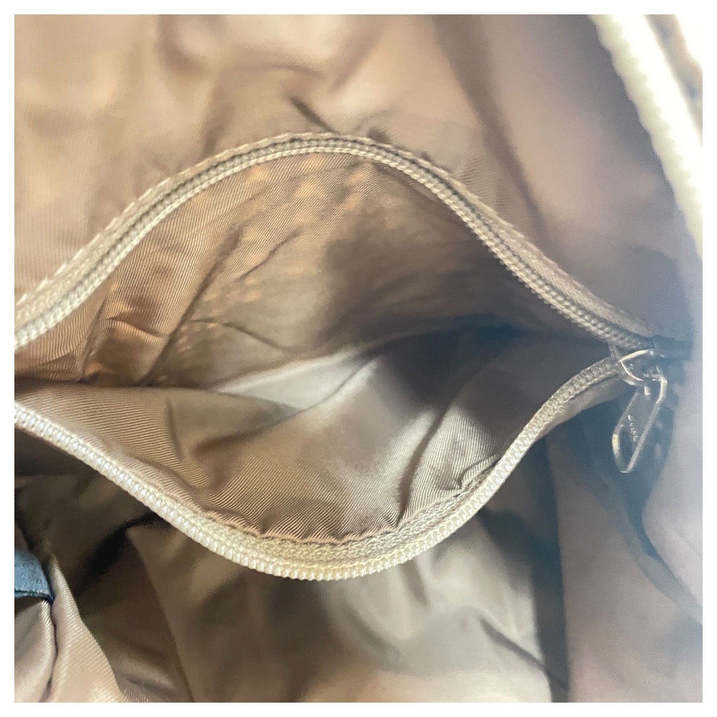 Handbag By Jacqueline Ferrar In Beige, Size:Medium