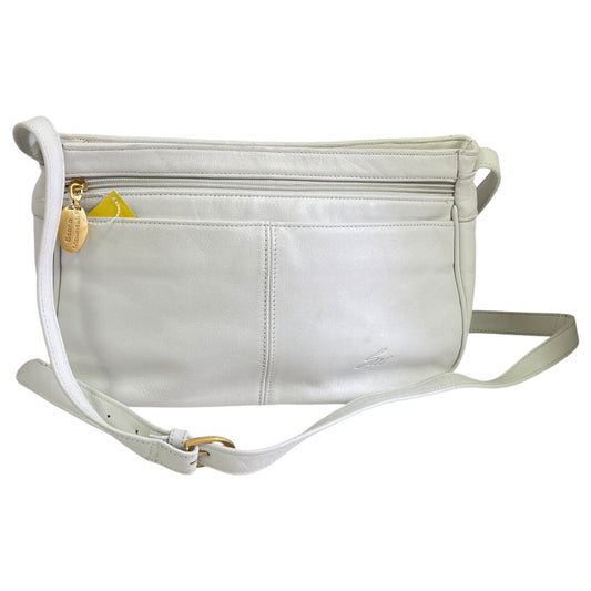 Handbag By Stone Mountain In White, Size:Medium