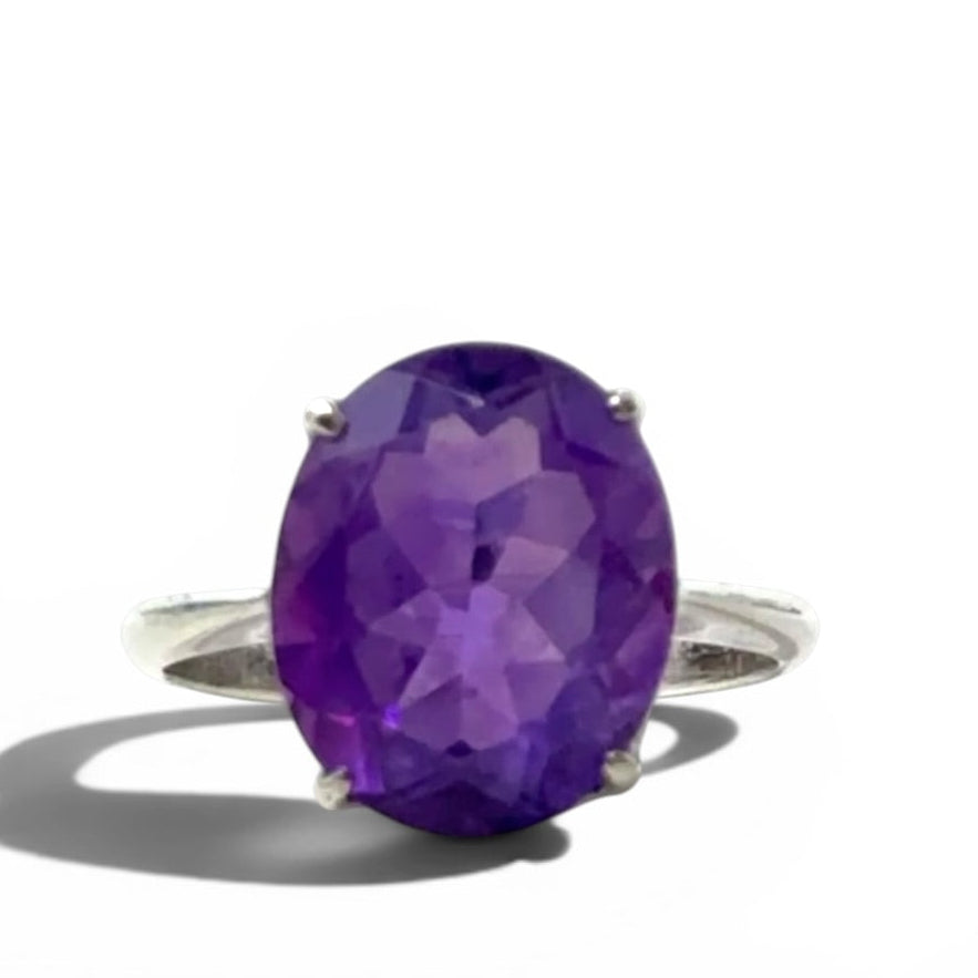 Sterling Silver & Oval Amethyst Engagement Ring, Size: 5