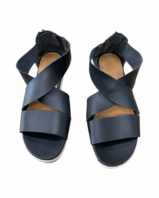 Sandals Heels Platform By Universal Thread In Black & White, Size:9