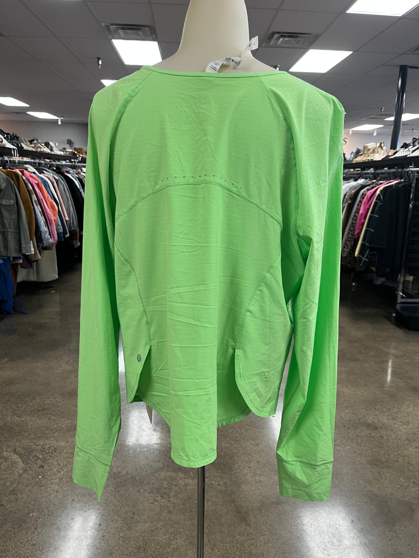 Athletic Top Ls Crewneck By Lululemon In Green, Size:14