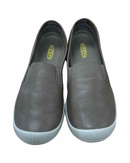 Shoes Flats By Keen In Taupe, Size:7.5
