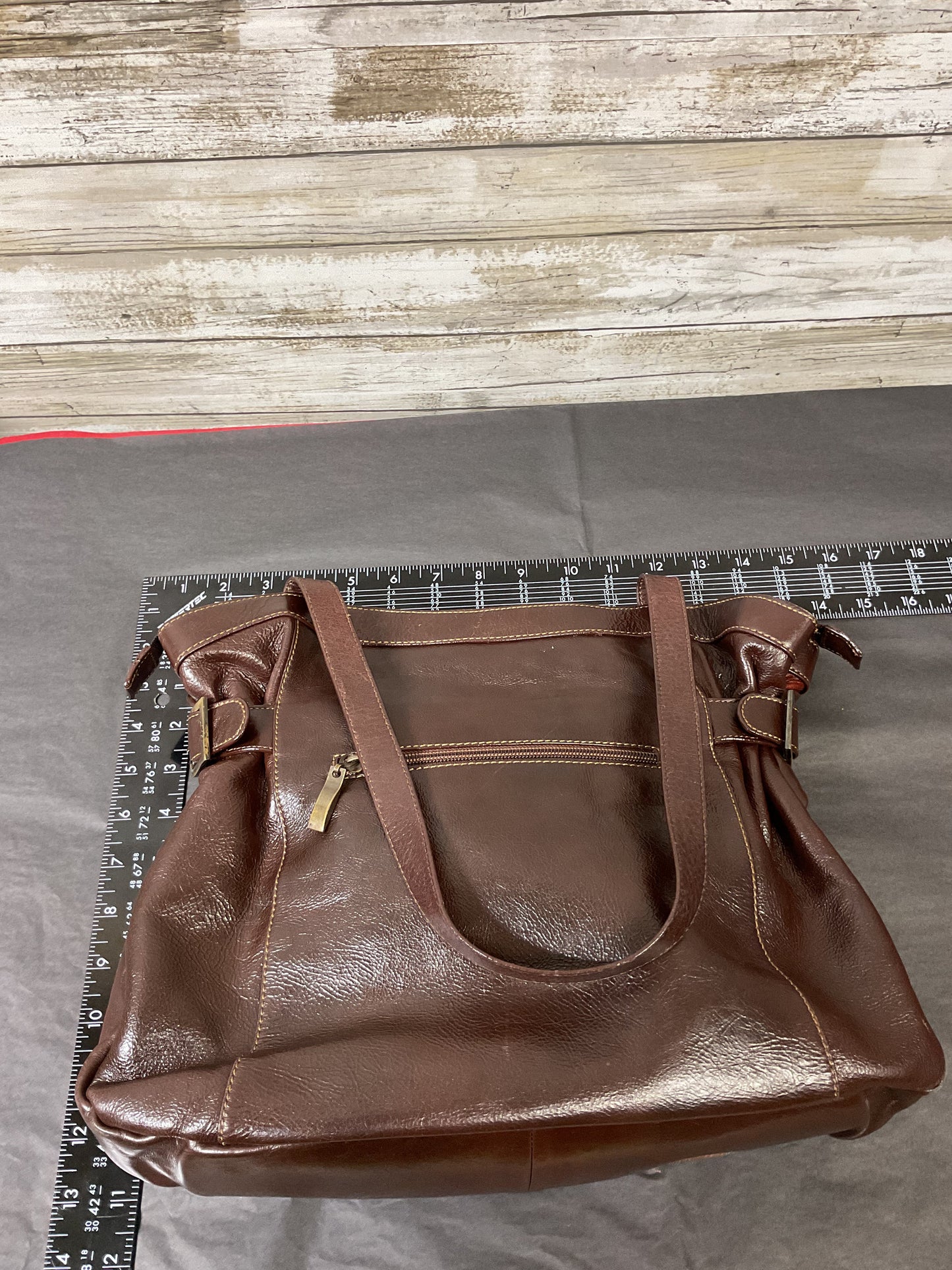 Handbag Leather By Clothes Mentor In Brown, Size:Medium