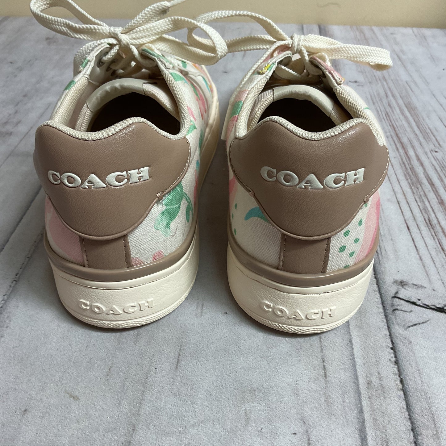 Shoes Designer By Coach In Floral Print, Size:10