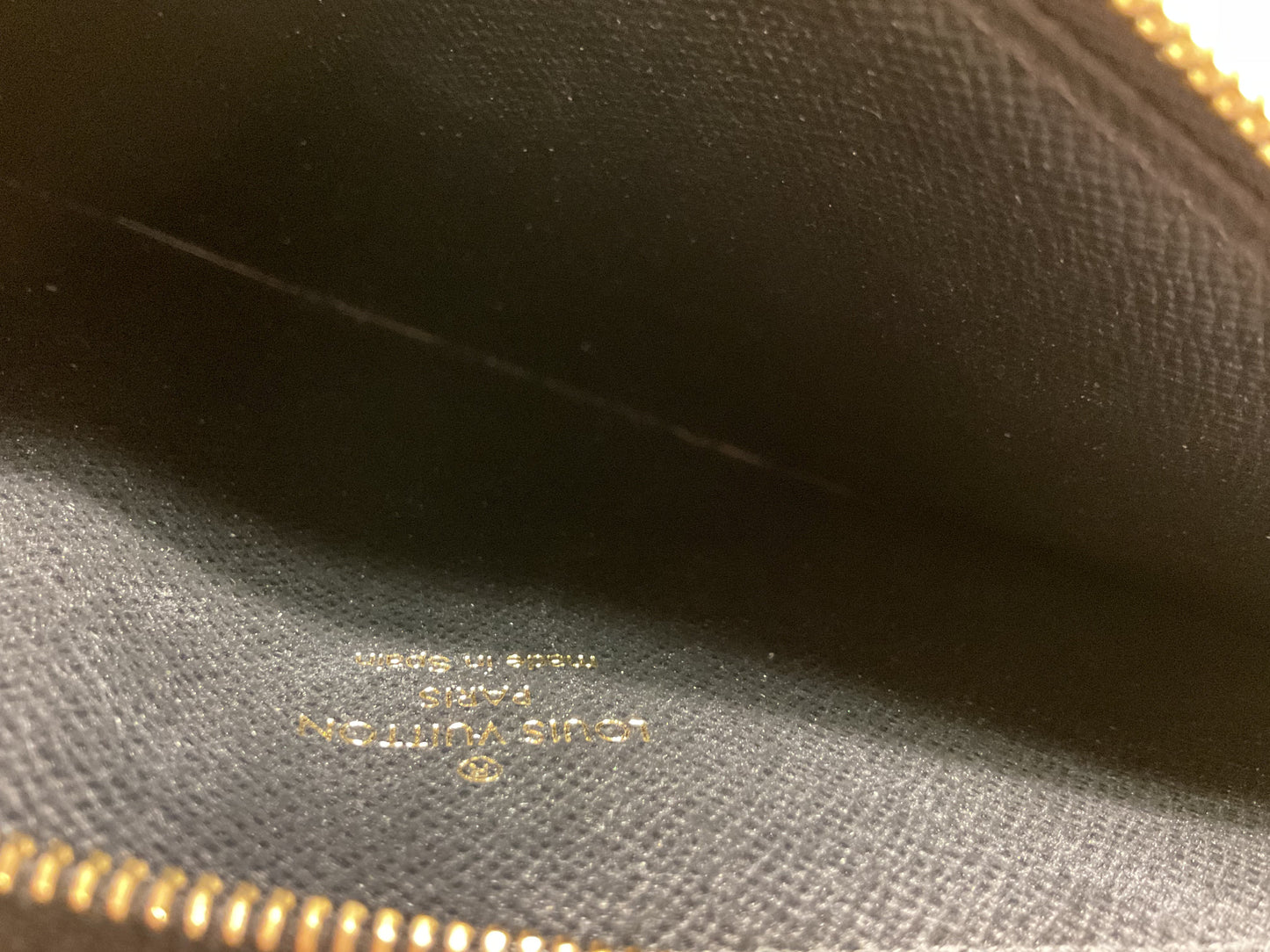 Wallet Luxury Designer By Louis Vuitton, Size: Medium