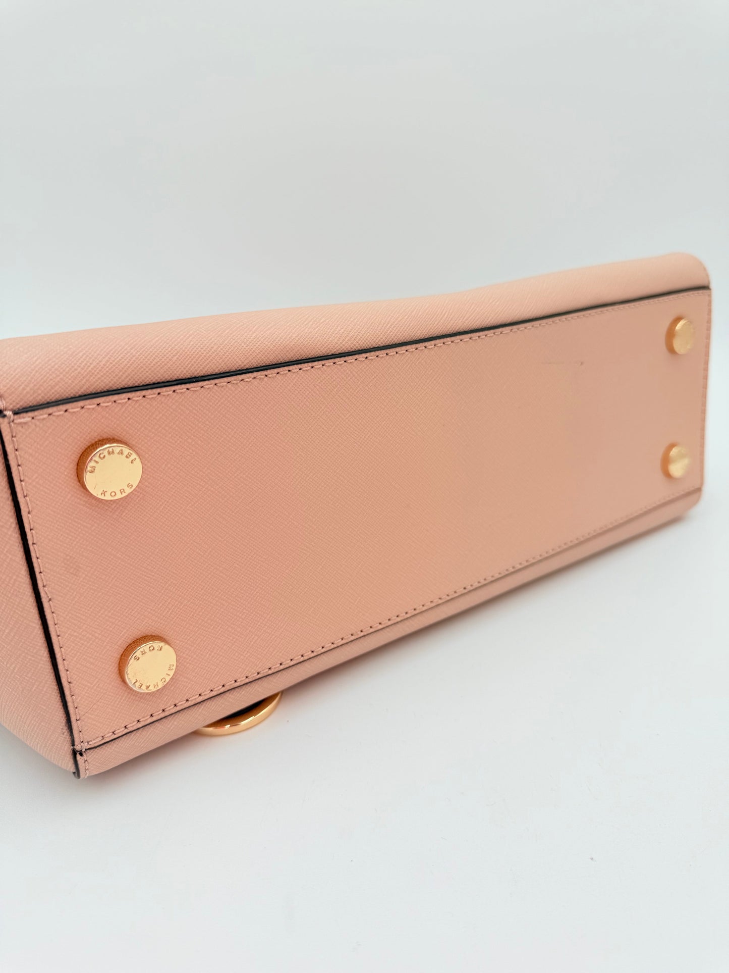 Handbag Designer By Michael Kors, Size: Large