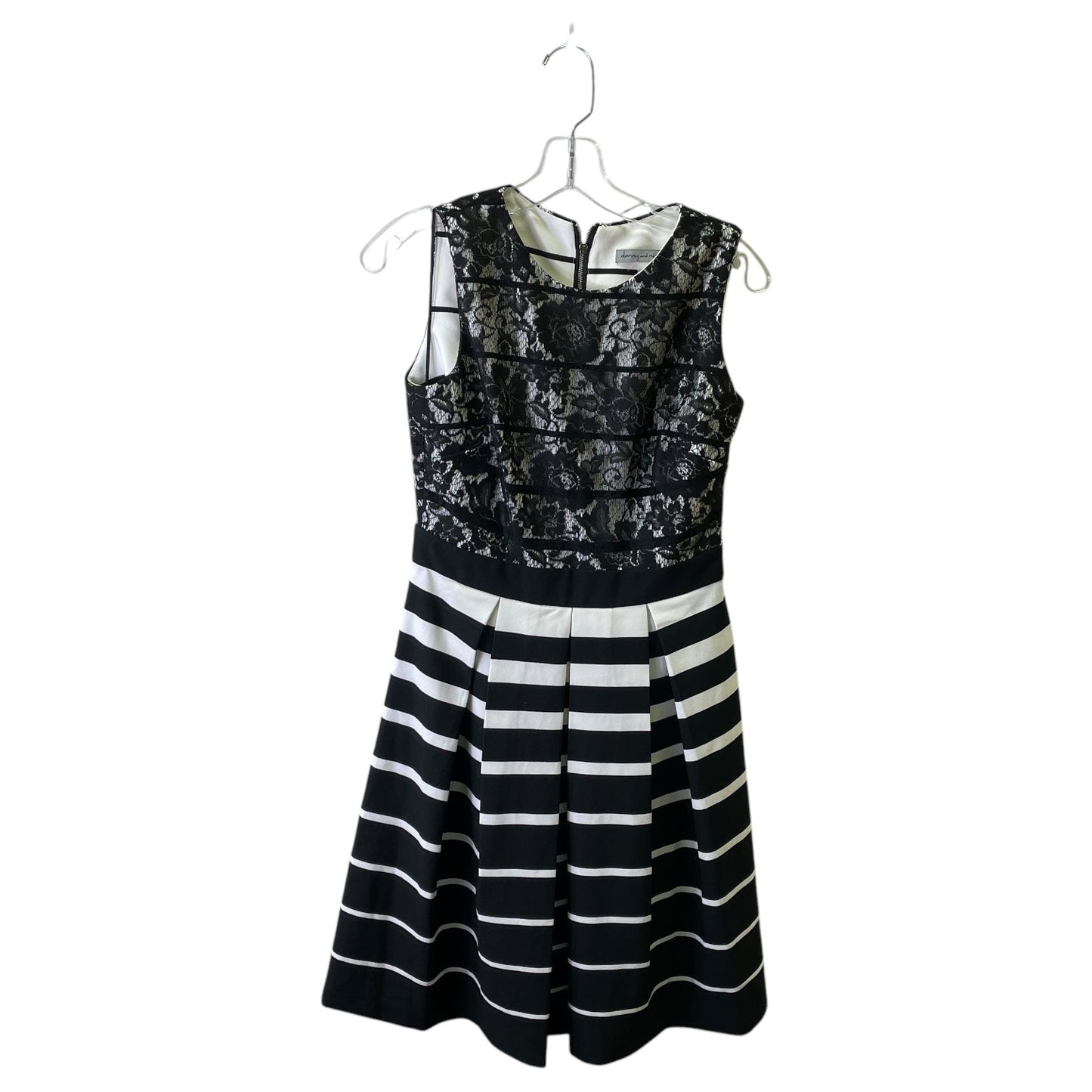 Dress Casual Short By Donny and Nicole’s In Black & White, Size:4