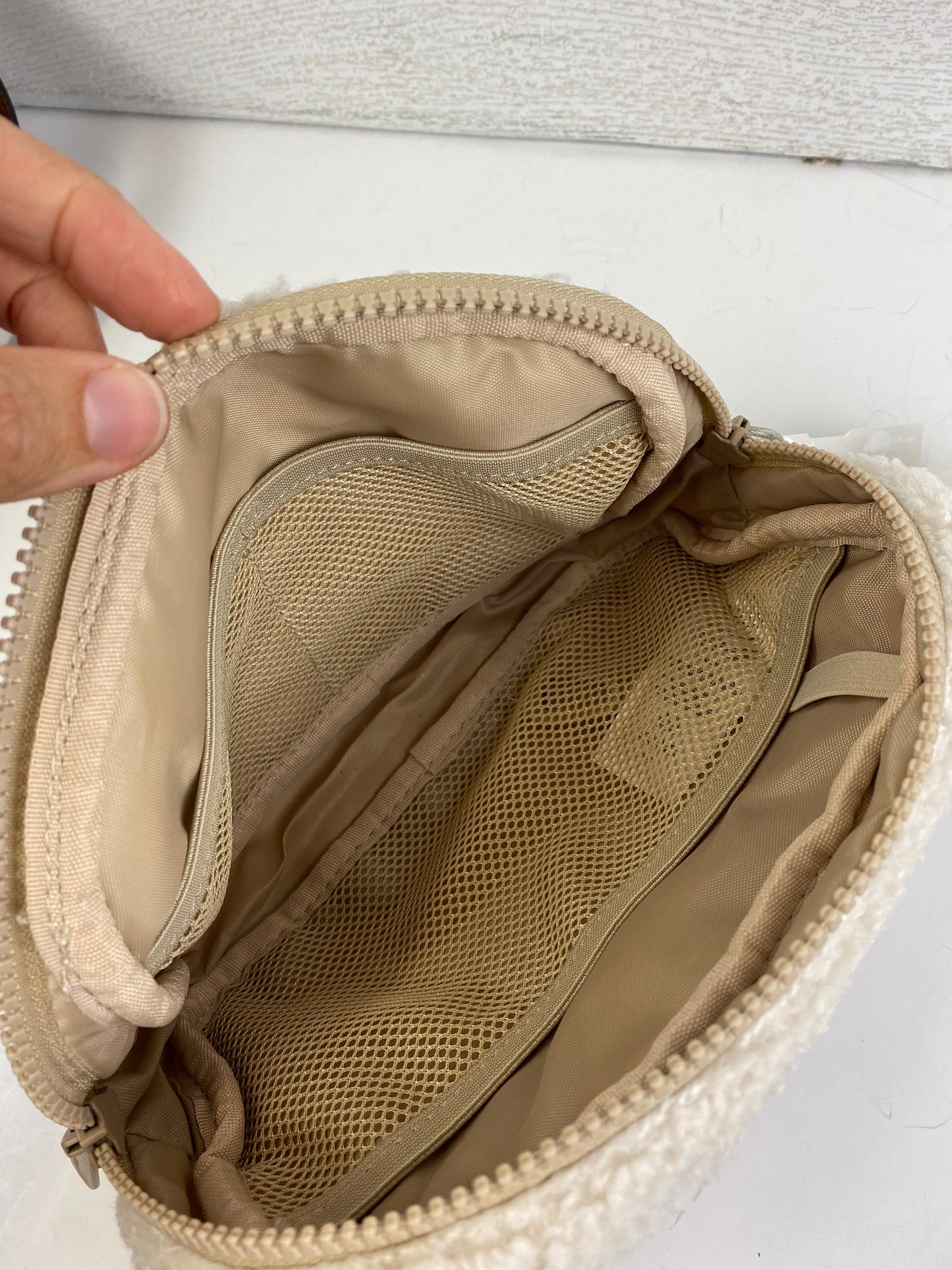 Belt Bag By Lole, Size: Small