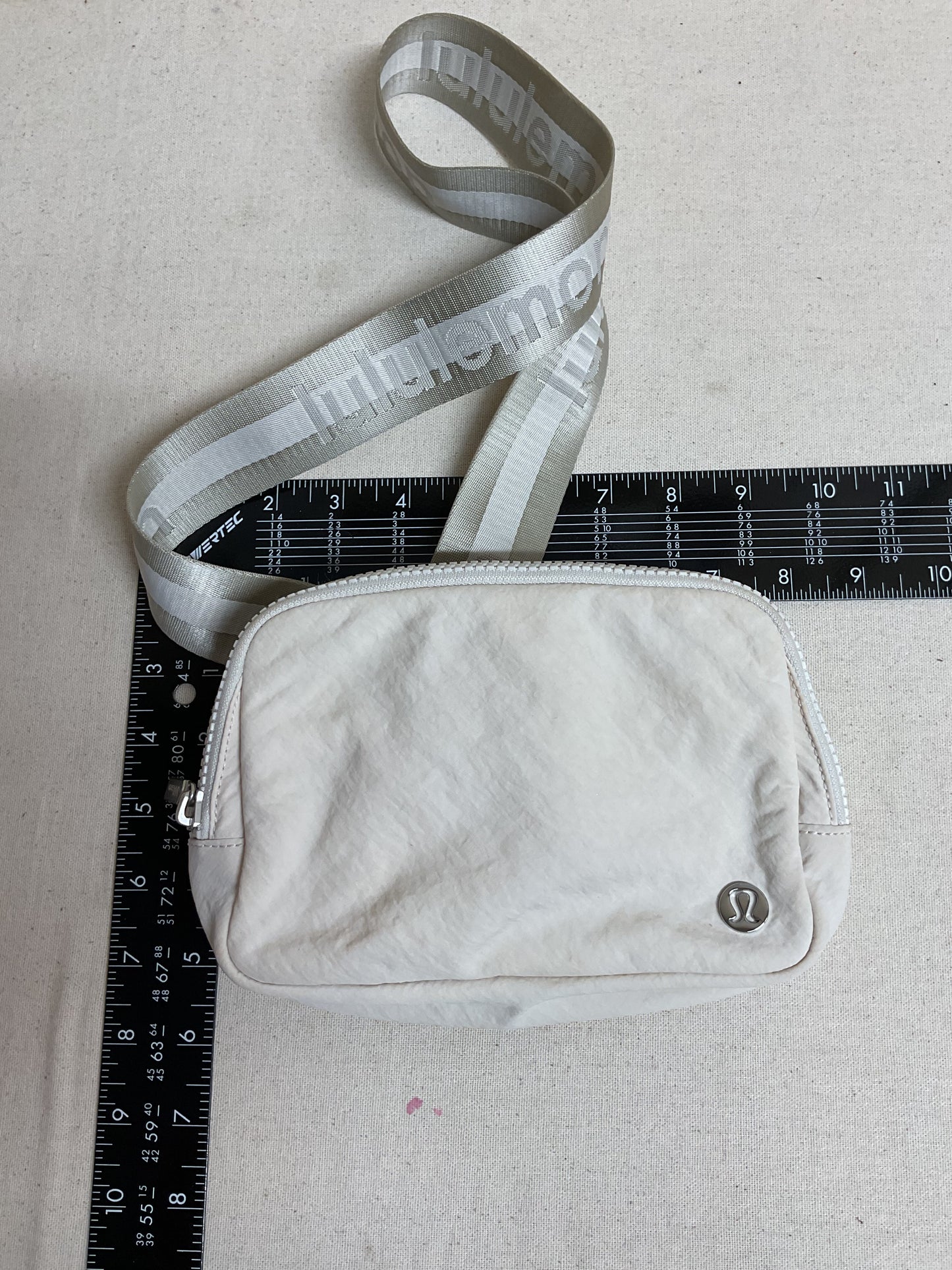 Belt Bag By Lululemon In White, Size:Small