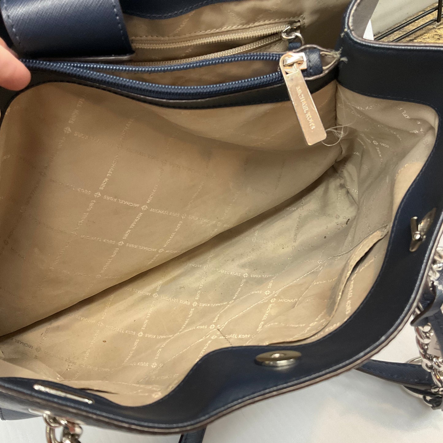 Handbag Designer By Michael Kors, Size: Medium