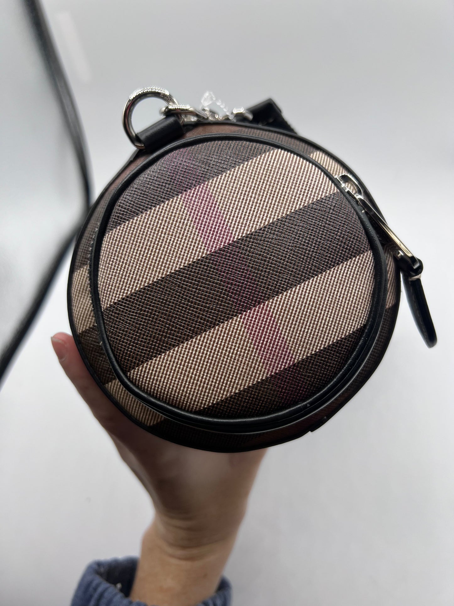 Crossbody Luxury Designer By Burberry In Plaid Pattern, Size:Medium