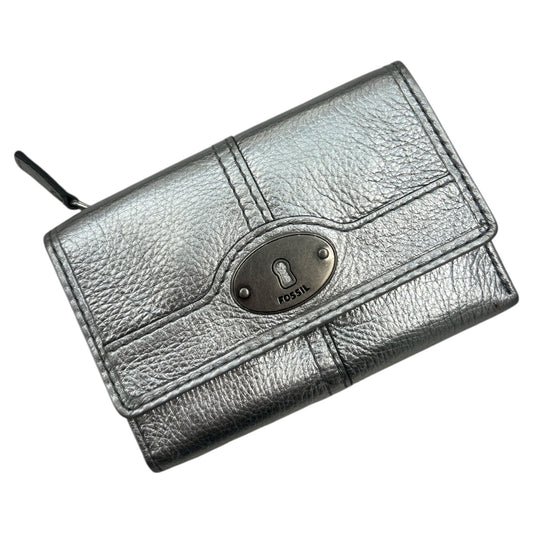 Wallet Leather By Fossil In Silver, Size:Small