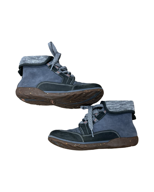 Boots Ankle Flats By Chacos In Grey, Size:7.5