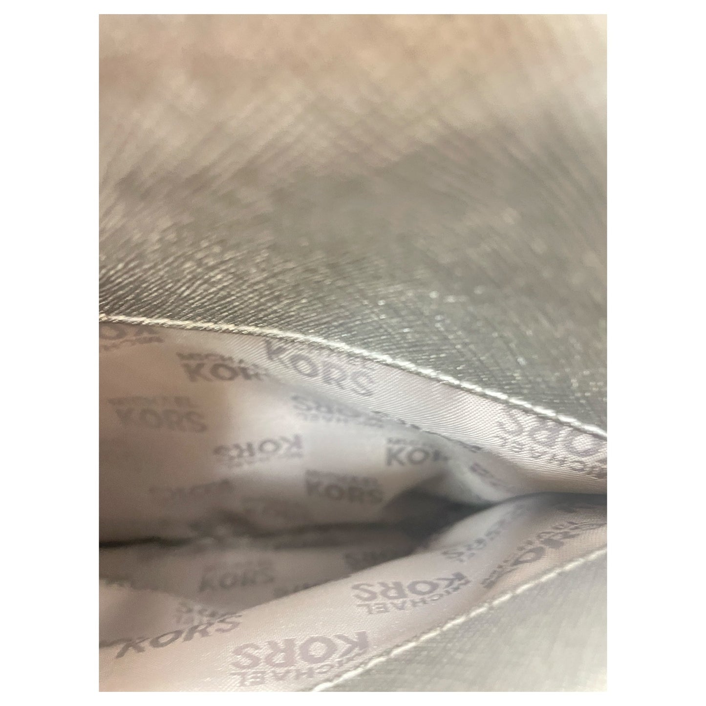 Handbag Designer By Michael Kors In Silver, Size:Medium