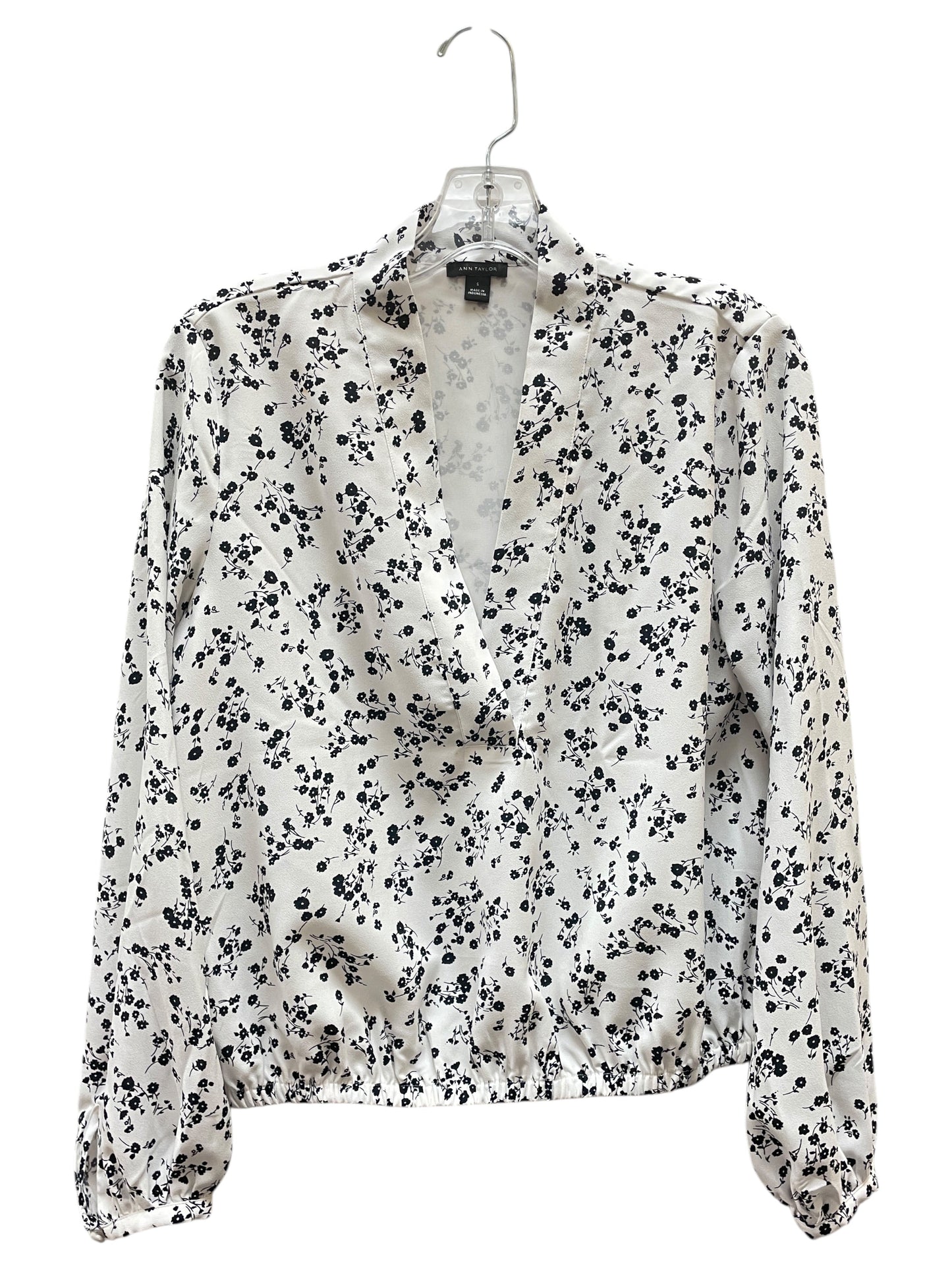 Blouse Ls By Ann Taylor In Black & White, Size:S