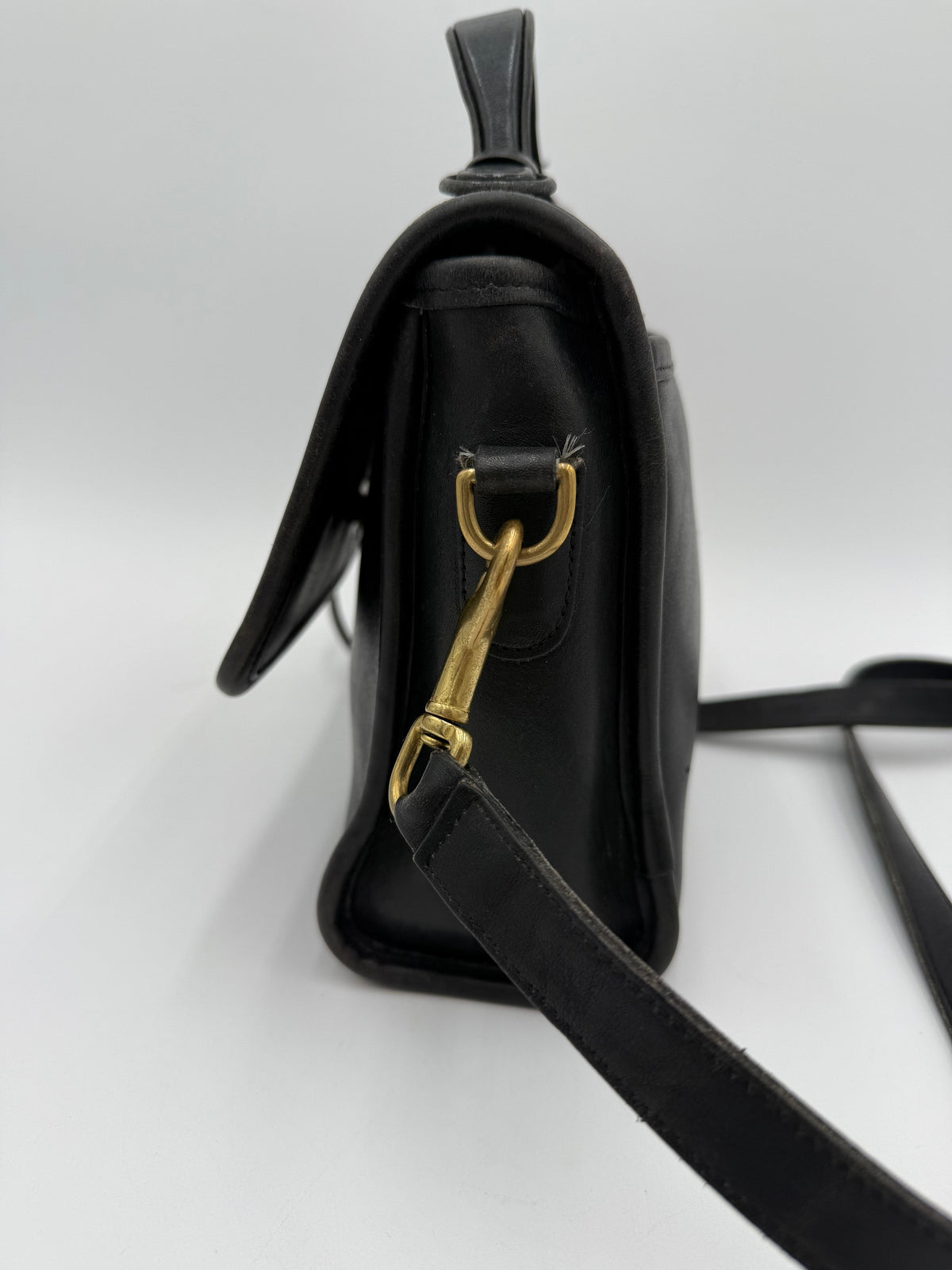 Crossbody Designer By Coach, Size: Medium