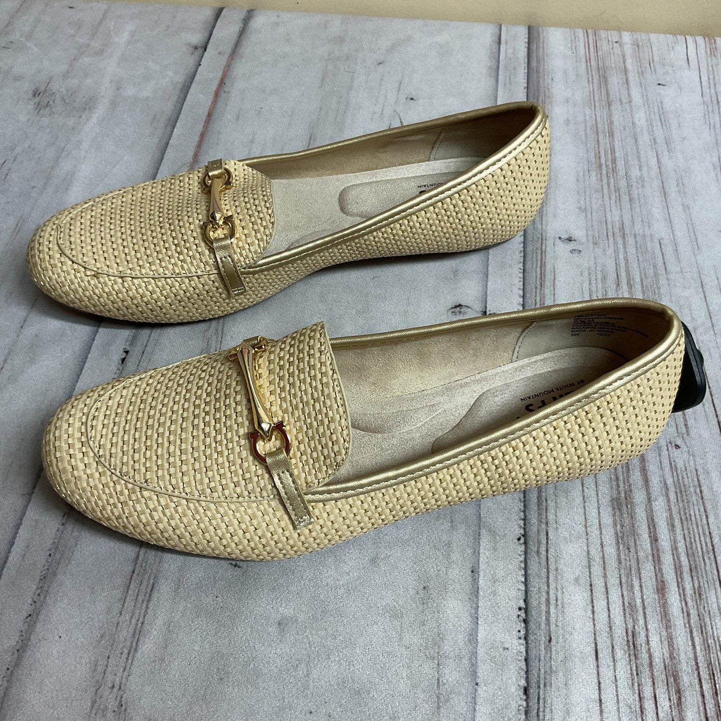 Shoes Flats By Cliffs By White Mountain In Yellow, Size:8.5