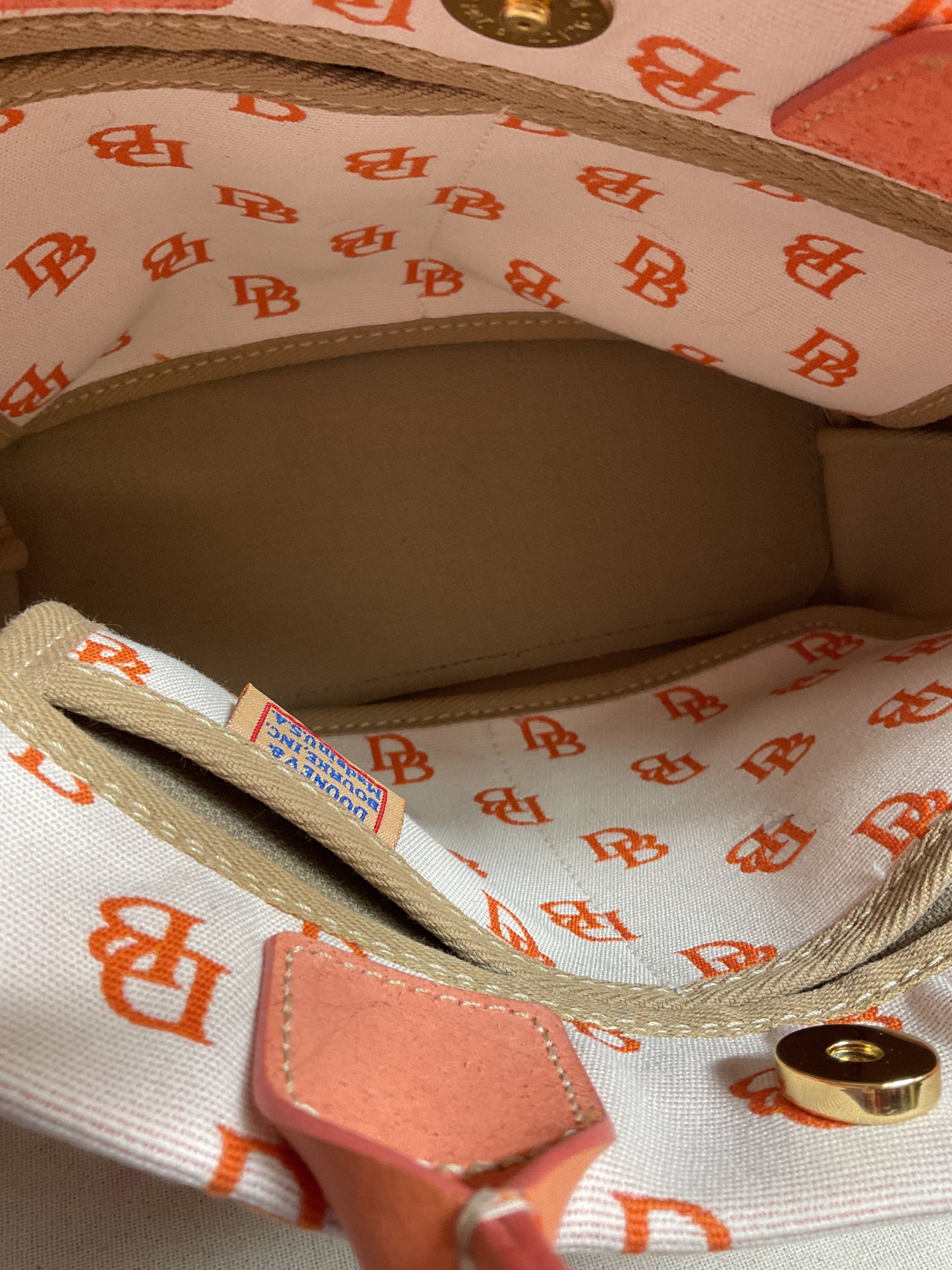 Handbag Designer By Dooney And Bourke, Size: Medium