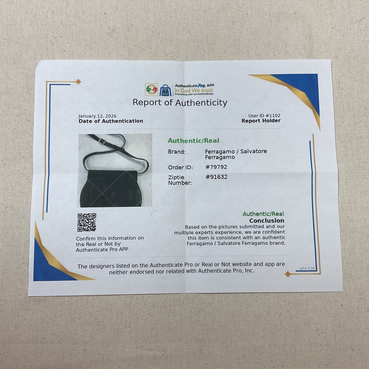 Crossbody Luxury Designer By Ferragamo In Green, Size:Small