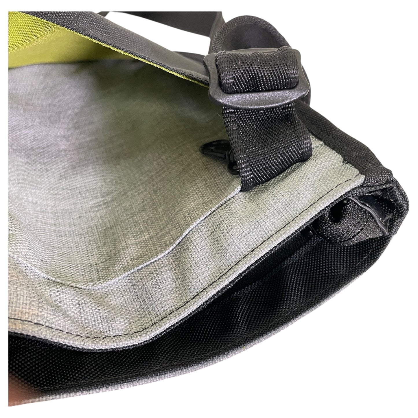 Crossbody By Sherpani In Black & Grey, Size:Medium