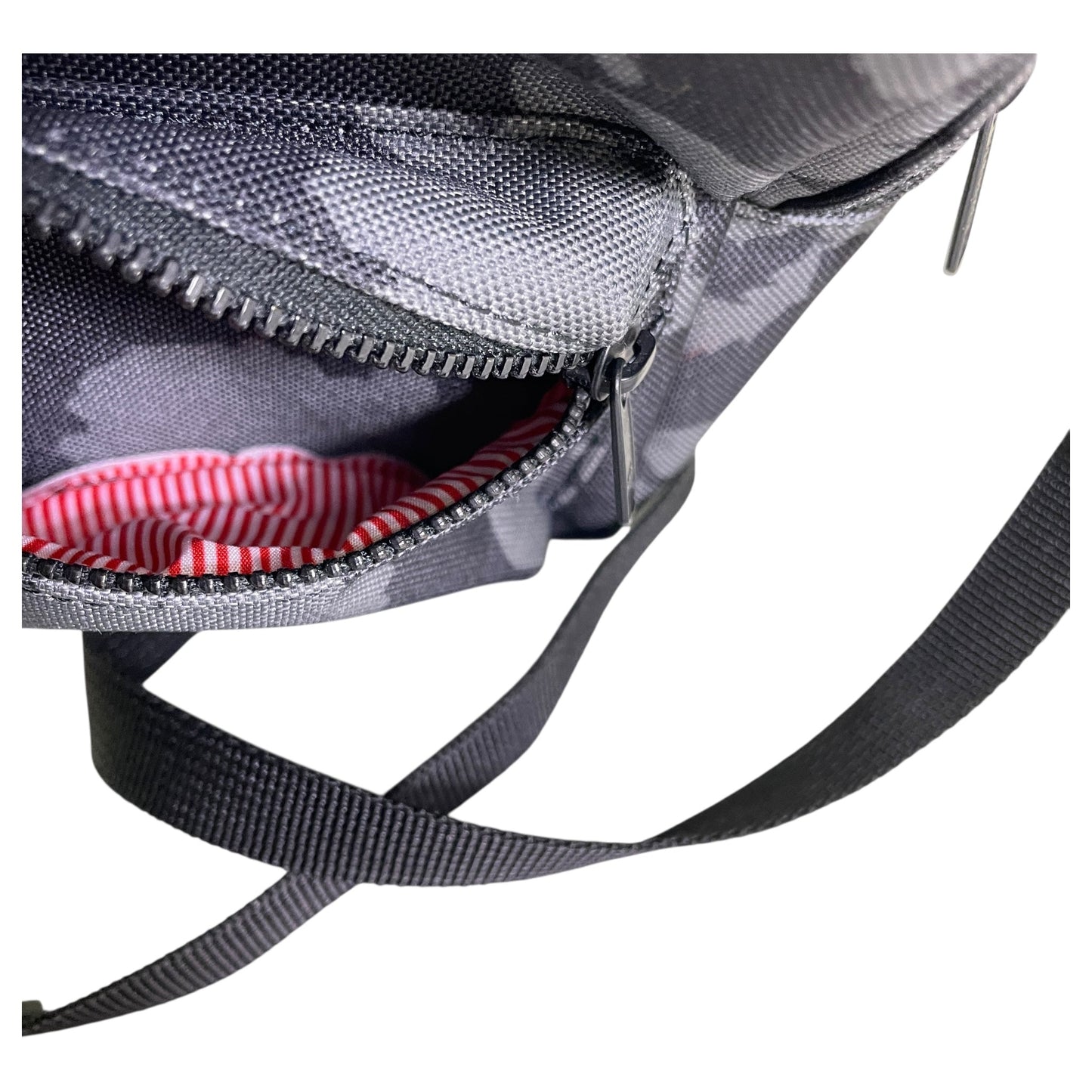 Crossbody By Herschel In Grey, Size:Small